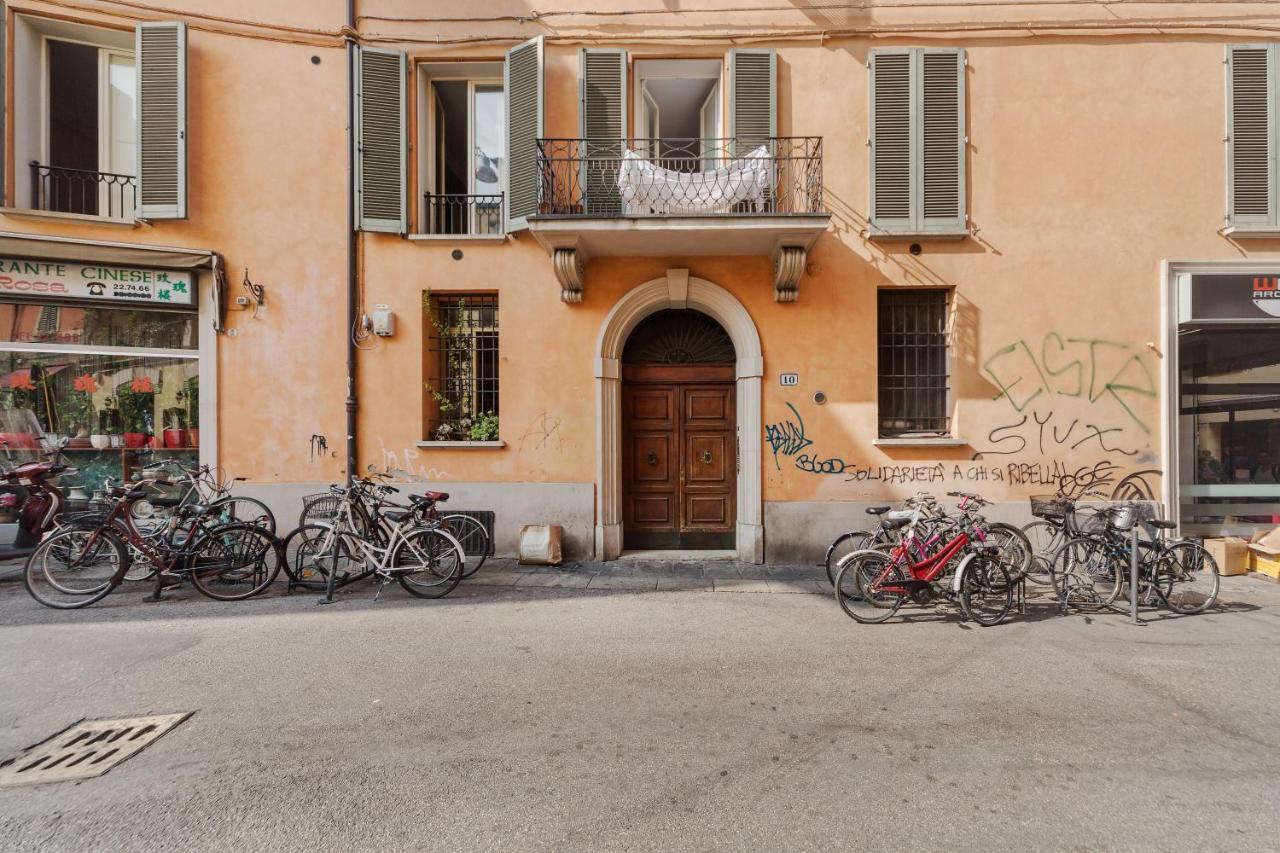University Fancy Green House Bologna Exterior photo
